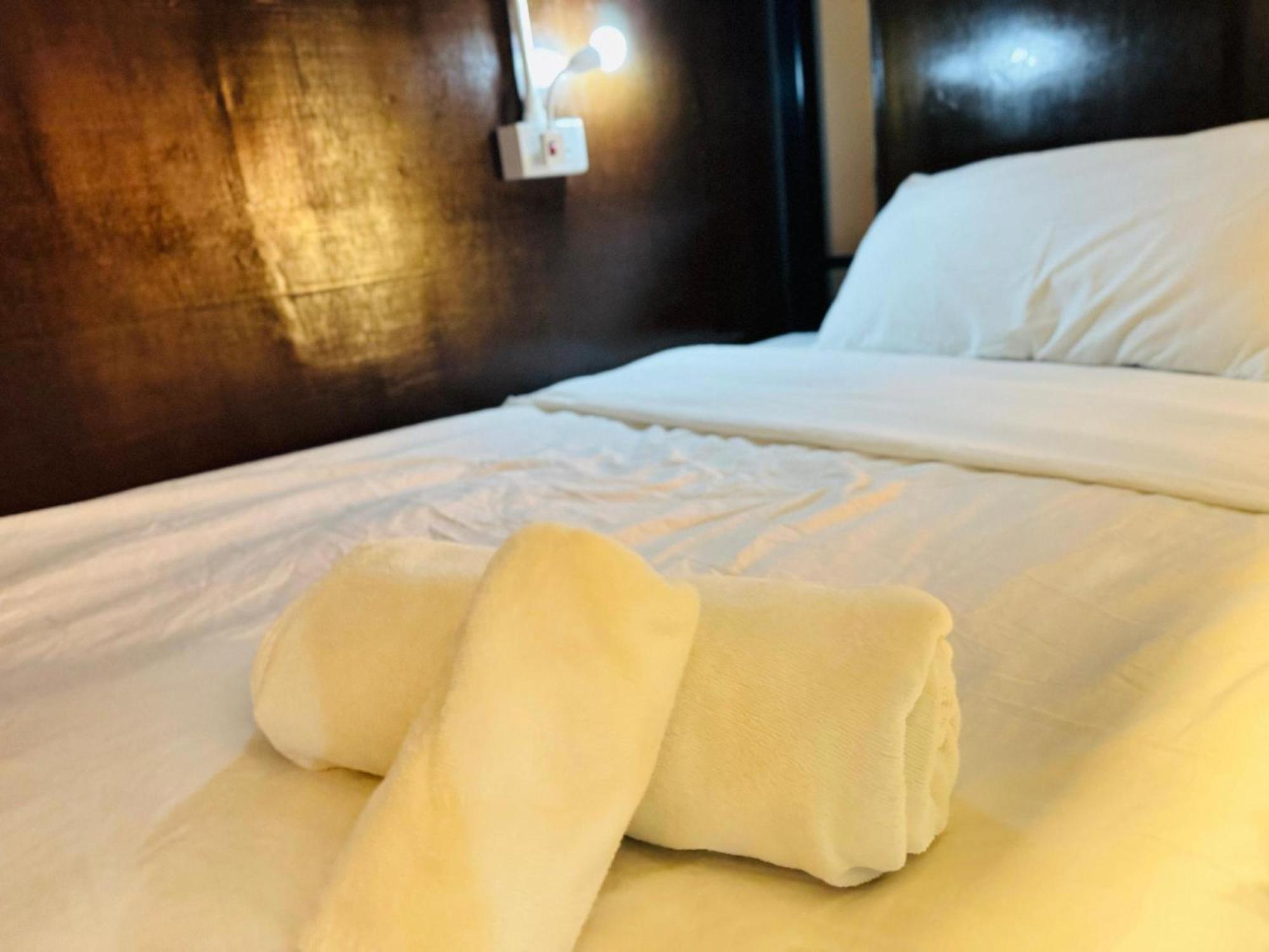 Collection O Bupamontra Chiangmai 호텔 치앙마이 외부 사진